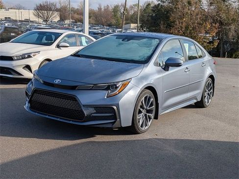 Used 2022 Toyota Corolla SE image 7