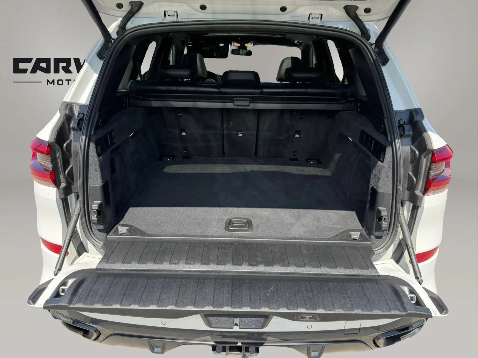 Used 2020 BMW X5 xDrive40i w/ M Sport Package AWD/4WD image 37