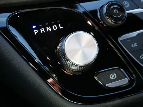 New 2026 Chrysler Pacifica Select image 19