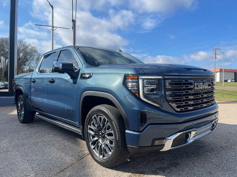 Used 2024 GMC Sierra 1500 Denali Ultimate image 10