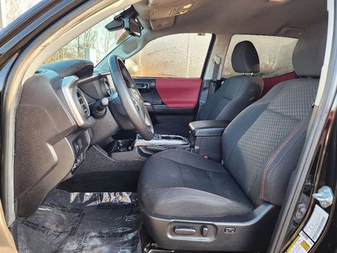 Used 2023 Toyota Tacoma SR5 image 21