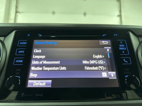 Used 2019 Toyota Tacoma TRD Sport image 35