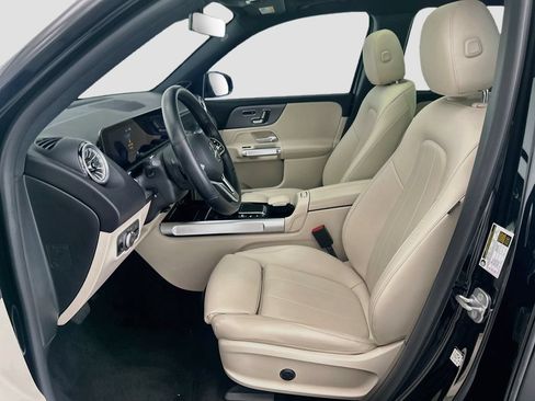 Certified 2023 Mercedes-Benz EQB 300 4MATIC image 18