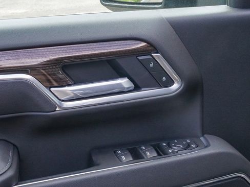 New 2025 Chevrolet Silverado 2500 LT w/ Safety Package image 19