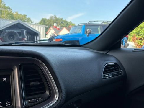 Used 2019 Dodge Challenger SXT w/ Blacktop Package RWD image 18