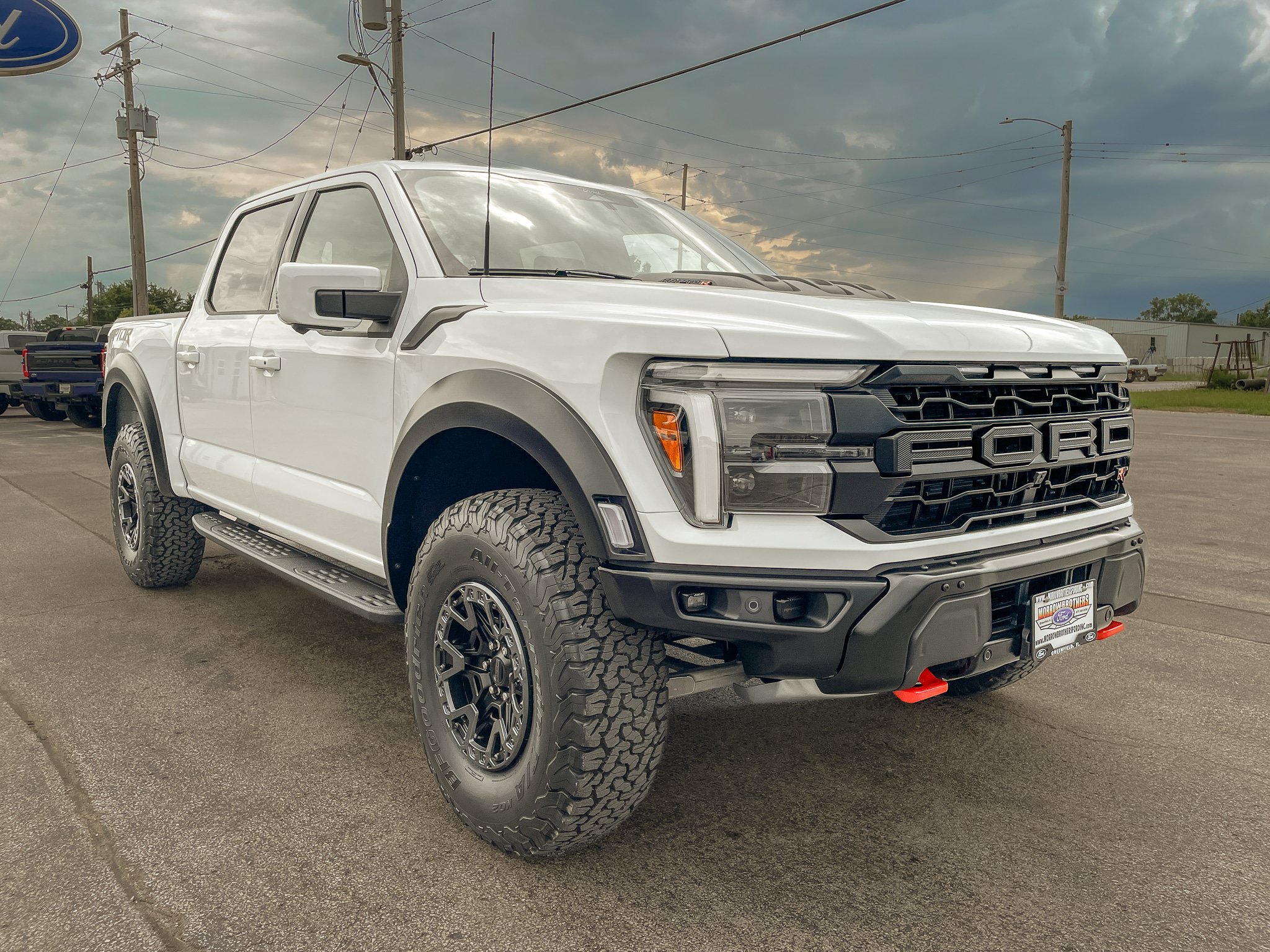 New 2025 Ford F150 Raptor w/ Equipment Group 803A Raptor R AWD/4WD image 8