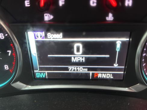 Used 2017 Chevrolet Malibu LT image 16