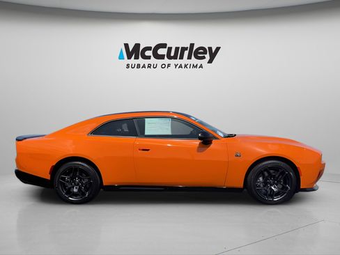 Used 2026 Dodge Charger Scat Pack w/ Blacktop Package AWD/4WD image 8