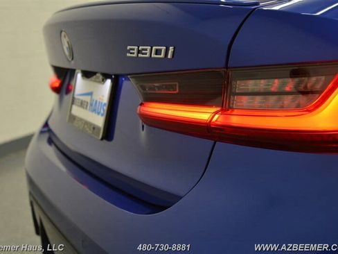 Used 2024 BMW 330i Sedan w/ M Sport Package RWD image 41