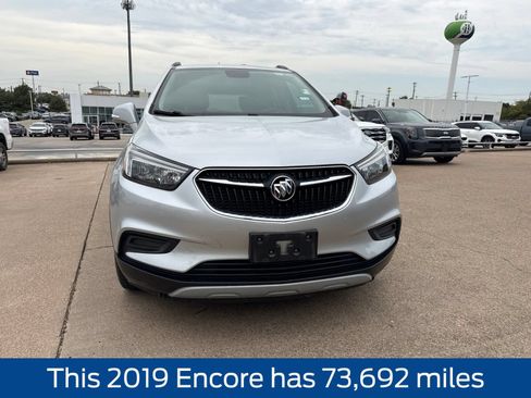 Used 2019 Buick Encore Preferred FWD image 2