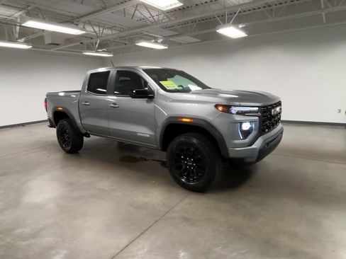 New 2026 GMC Canyon Elevation w/ Convenience Package image 42