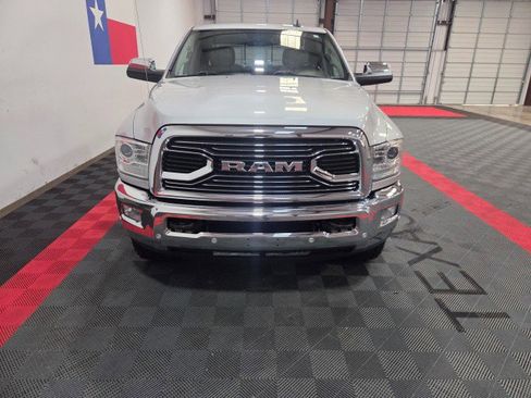 Used 2018 RAM 2500 Longhorn w/ Longhorn Southfork Package image 4
