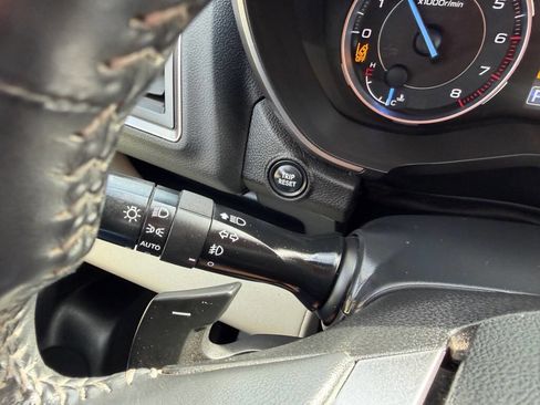 Used 2019 Subaru Ascent Touring AWD/4WD image 22