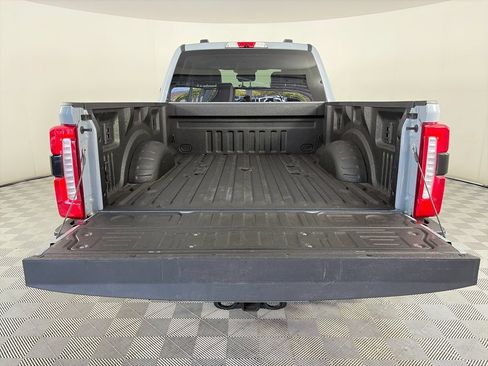 Used 2025 Ford F350 Lariat AWD/4WD image 28