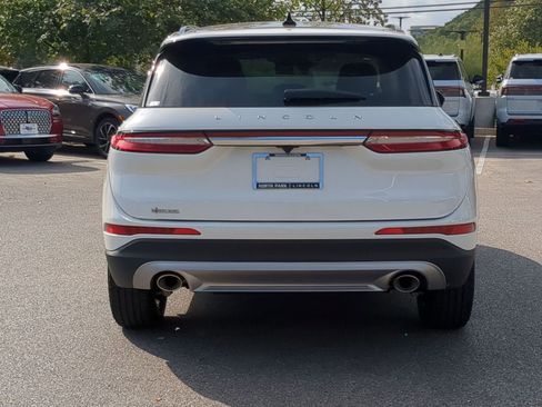 New 2026 Lincoln Corsair Premiere image 4