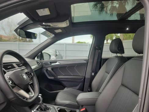Certified 2023 Volkswagen Tiguan SE R-Line FWD image 24