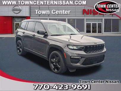 Used 2024 Jeep Grand Cherokee Limited w/ Black Appearance Package