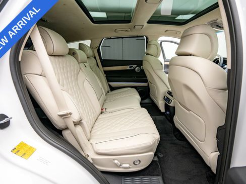 Used 2024 Genesis GV80 3.5T w/ Prestige Package AWD/4WD image 16