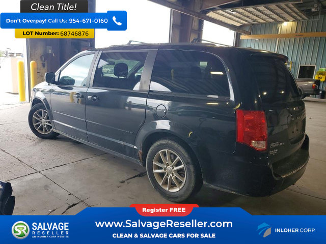 Used 2013 Dodge Grand Caravan SXT w/ UConnect Hands-Free Group FWD image 3