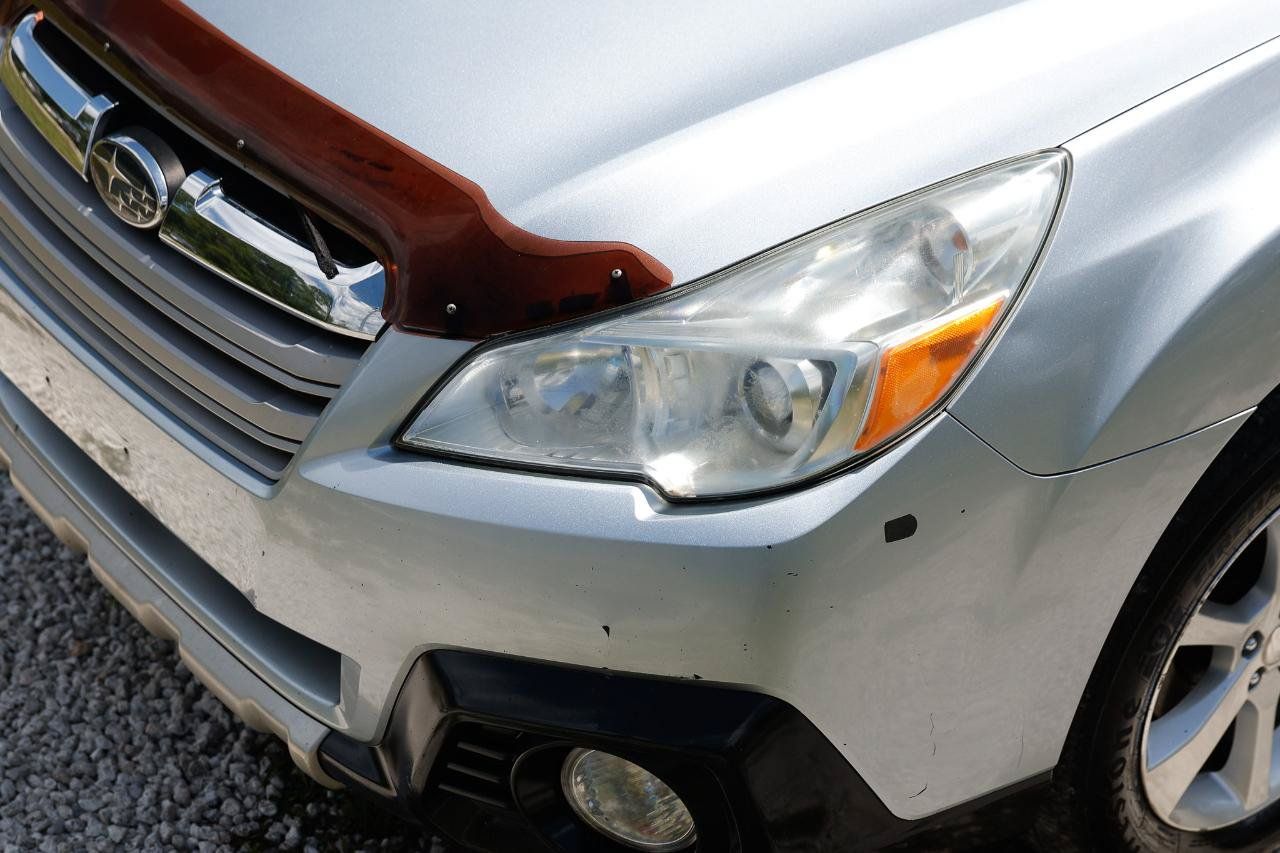 Used 2014 Subaru Outback 2.5i Limited w/ Moonroof Package AWD/4WD image 20