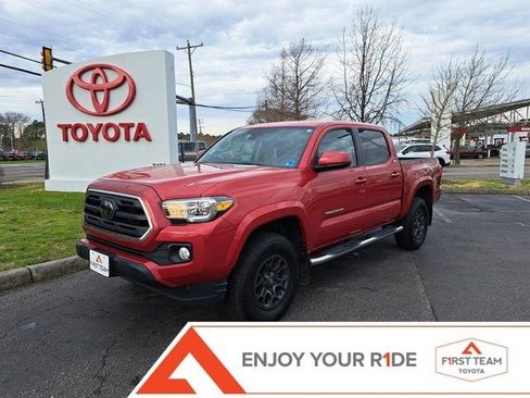 Certified 2018 Toyota Tacoma SR5 image 1
