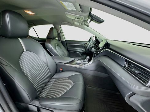 Used 2023 Toyota Camry SE image 23