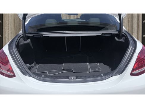 Used 2018 Mercedes-Benz C 300 Sedan image 15