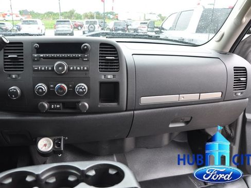 Used 2013 Chevrolet Silverado 2500 LT AWD/4WD image 18