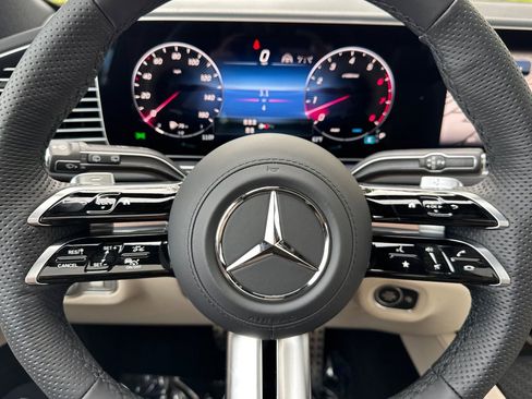 New 2026 Mercedes-Benz GLS 450 4MATIC image 21