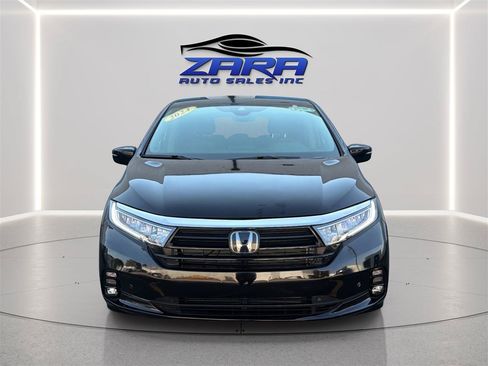 Used 2024 Honda Odyssey Elite image 2