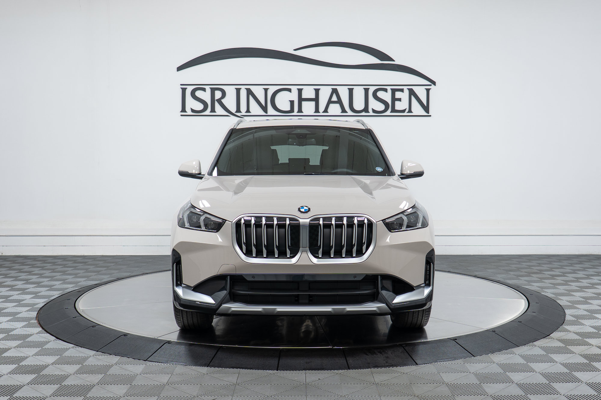 Used 2026 BMW X1 xDrive28i w/ Convenience Package AWD/4WD image 2