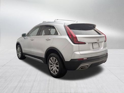 Certified 2021 Cadillac XT4 Premium Luxury w/ Cold Weather Package FWD image 7