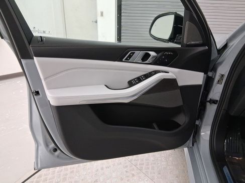 New 2026 BMW X7 xDrive40i w/ M Sport Package image 12