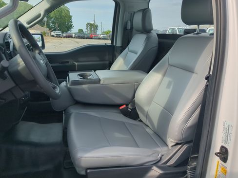 Certified 2024 Ford F150 XL RWD image 12