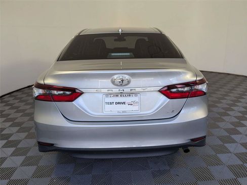 Used 2024 Toyota Camry LE FWD image 7