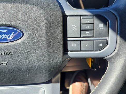 Used 2025 Ford F150 XLT w/ Equipment Group 301A Standard image 22