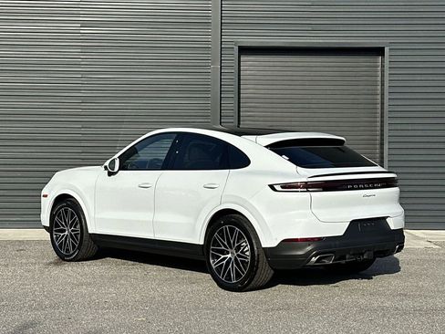Used 2026 Porsche Cayenne Coupe AWD/4WD image 3