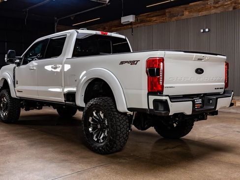 Used 2024 Ford F250 Lariat w/ Lariat Ultimate Package AWD/4WD image 5