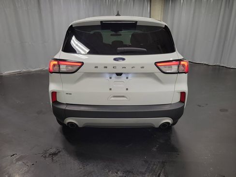 Used 2022 Ford Escape SE FWD image 7