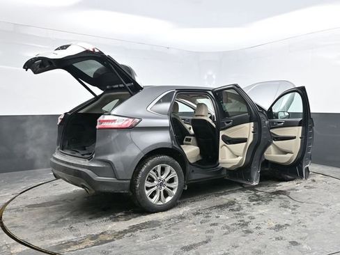 Used 2022 Ford Edge Titanium image 46