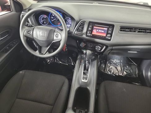 Used 2017 Honda HR-V LX image 15