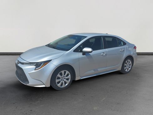 Used 2021 Toyota Corolla LE FWD image 1