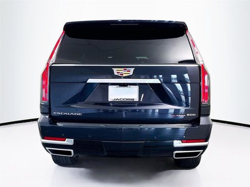 Used 2025 Cadillac Escalade Premium Luxury AWD/4WD image 12