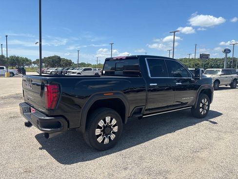 Used 2024 GMC Sierra 2500 Denali w/ Denali Reserve Package AWD/4WD image 5