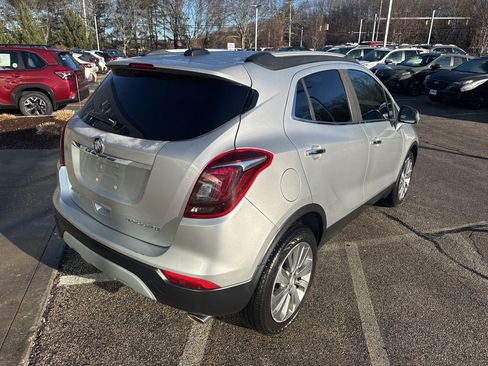 Used 2017 Buick Encore Preferred image 2