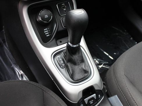 Used 2018 Jeep Compass Sport w/ Cold Weather Group AWD/4WD image 12
