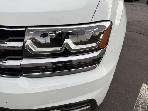 Used 2019 Volkswagen Atlas SEL Premium AWD/4WD image 9