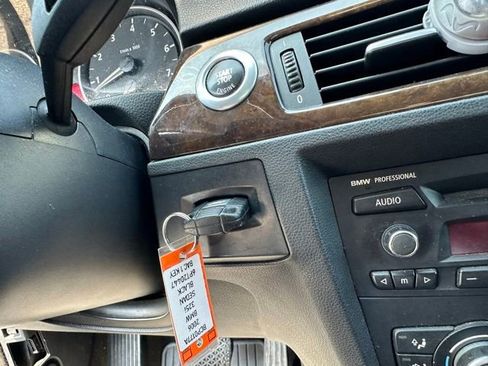 Used 2006 BMW 325i Sedan RWD image 21