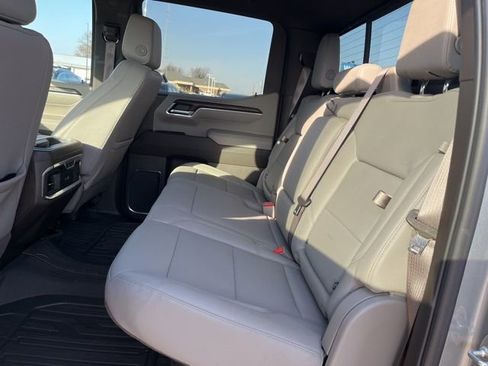 Used 2025 GMC Sierra 1500 SLT w/ SLT Premium Plus Package image 22