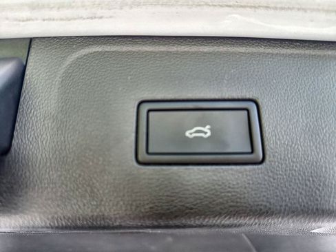 Used 2026 Volkswagen Atlas SE AWD/4WD image 37